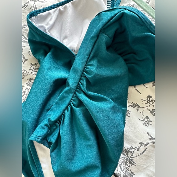 Emerald Teal Cupshe One Piece Swimsuit - Picture 6 of 8
